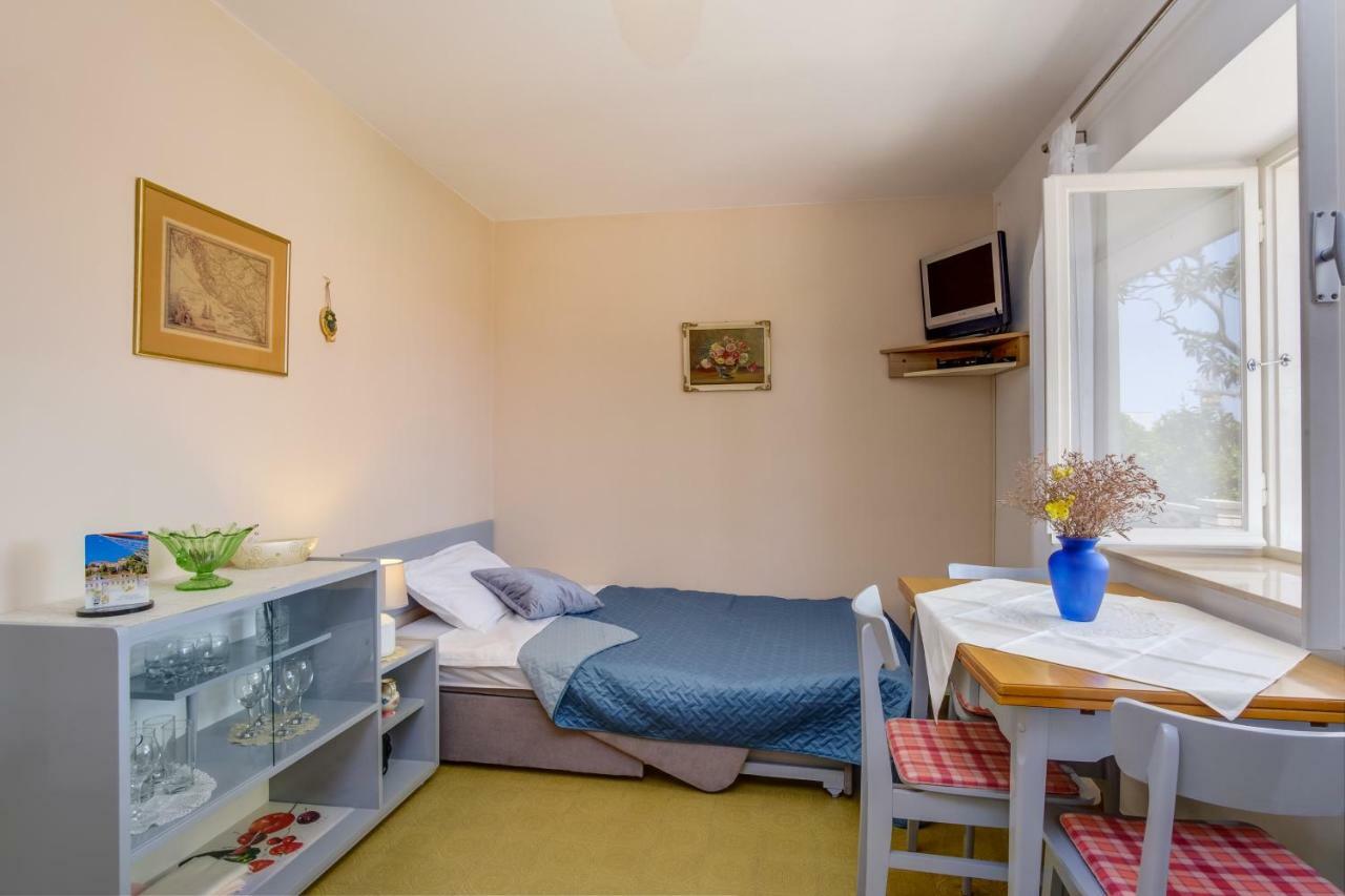 Sheshe Mali Lošinj Exterior foto
